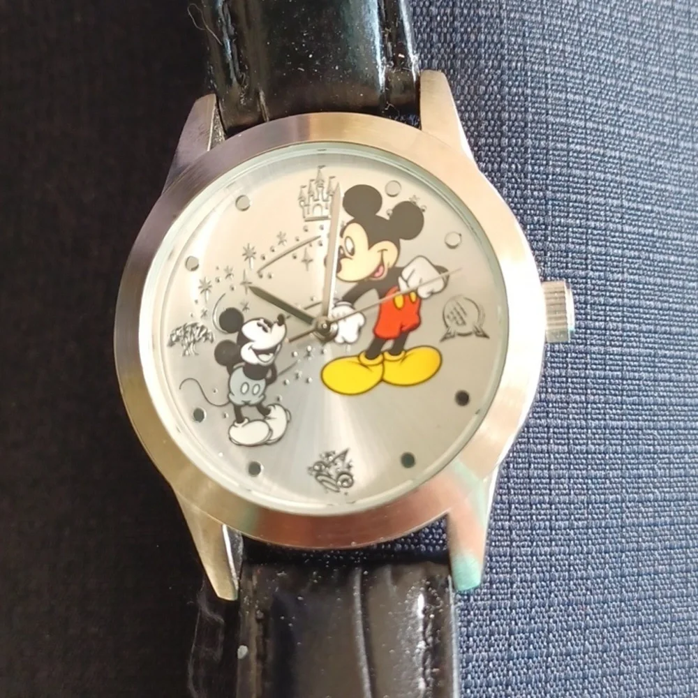 Disney Mickey Through The Years watch ltd release